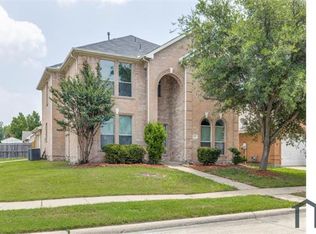 6701 Kinross Dr, Arlington, TX 76002