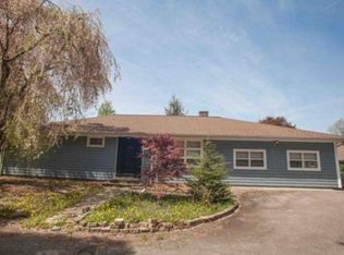 15 Christopher Dr, Westport, MA 02790