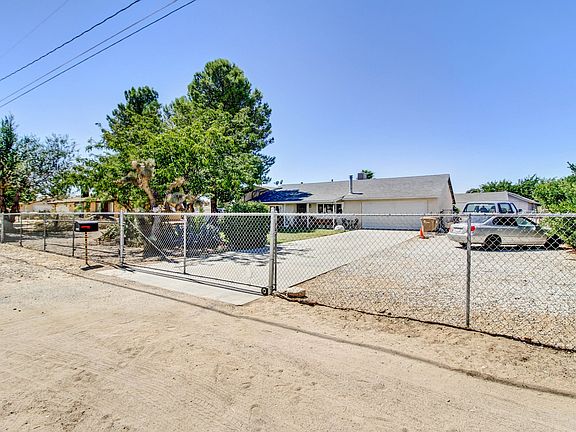 4th image of 9200 Glendale St
