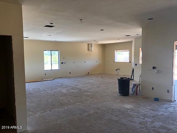 3rd image of 6777 W Calle Lejos
