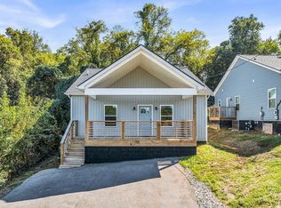 1744 Reynolds St, Knoxville, TN 37921
