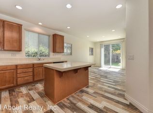 2222 Arnold Dr, Rocklin, CA