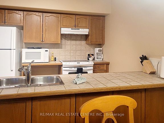 2nd image of 90 Highland Dr #2120