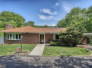3450 Fishing Creek Valley Rd, Harrisburg, PA 17112
