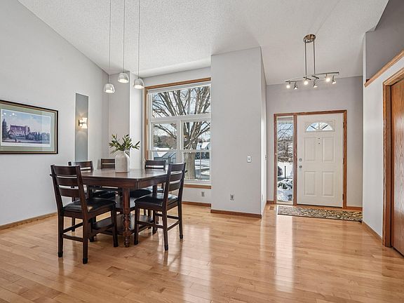 5th image of 4168 Countryview Dr