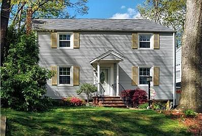 1st image of 129 Waldwick Ave
