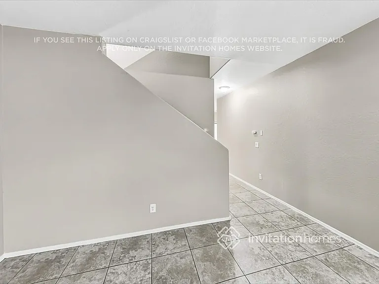 17263 W Acapulco Ln — Photo 6