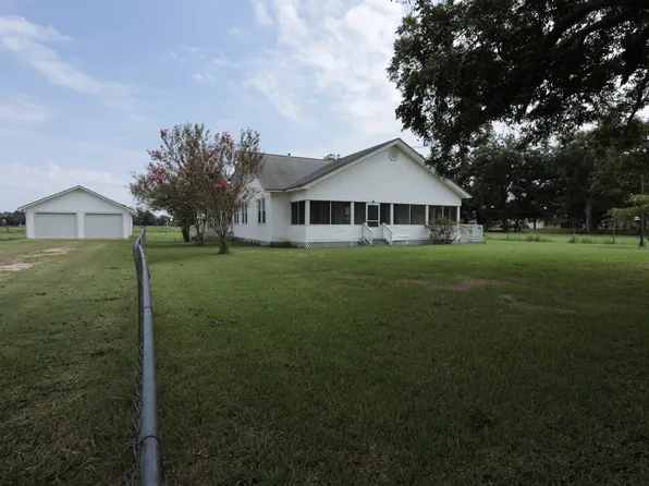 2389 County Road 158, Boling, TX 77420