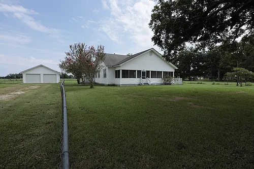 2389 County Road 158 Photo 1