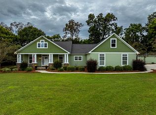 173 Baymeadows Cir, Fitzgerald, GA 31750