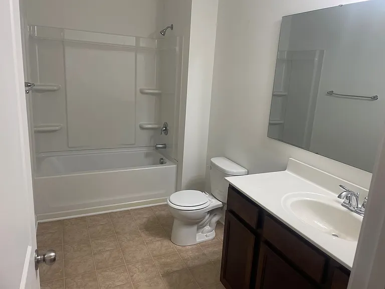 2308 Stonehaven Dr — Photo 7