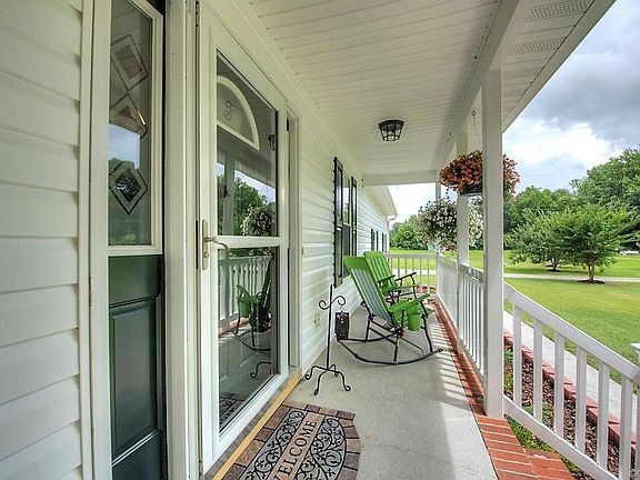 2nd image of 13840 Shaver Ct