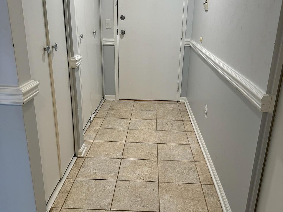 Entry Foyer