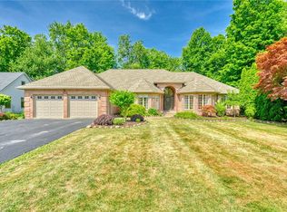 369 Melwood Dr, Rochester, NY 14626