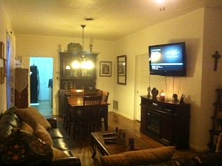 2nd image of 412 N Lea Ave