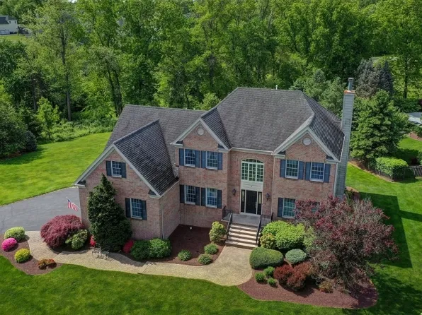 2 Bath Dr, Hillsborough Twp., NJ 08844