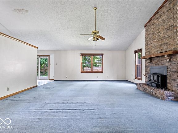 5th image of 3628 Paddington Cir