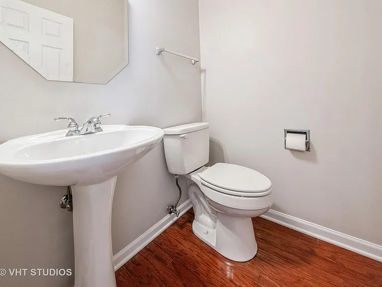 815 Asbury Dr — Photo 12