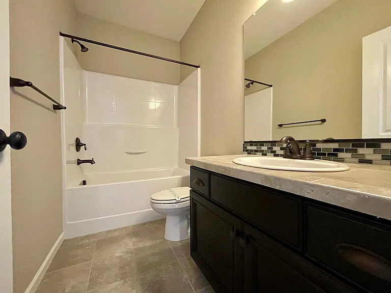 16985 NW Madrone St — Photo 23