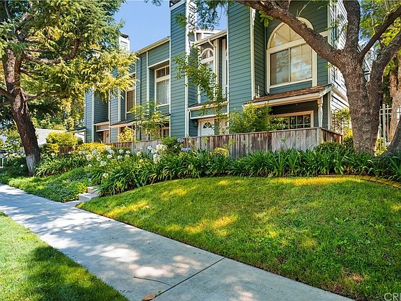 2nd image of 22040 Gault St Unit 42
