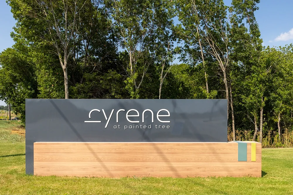 Cyrene at Painted Tree — Photo 3