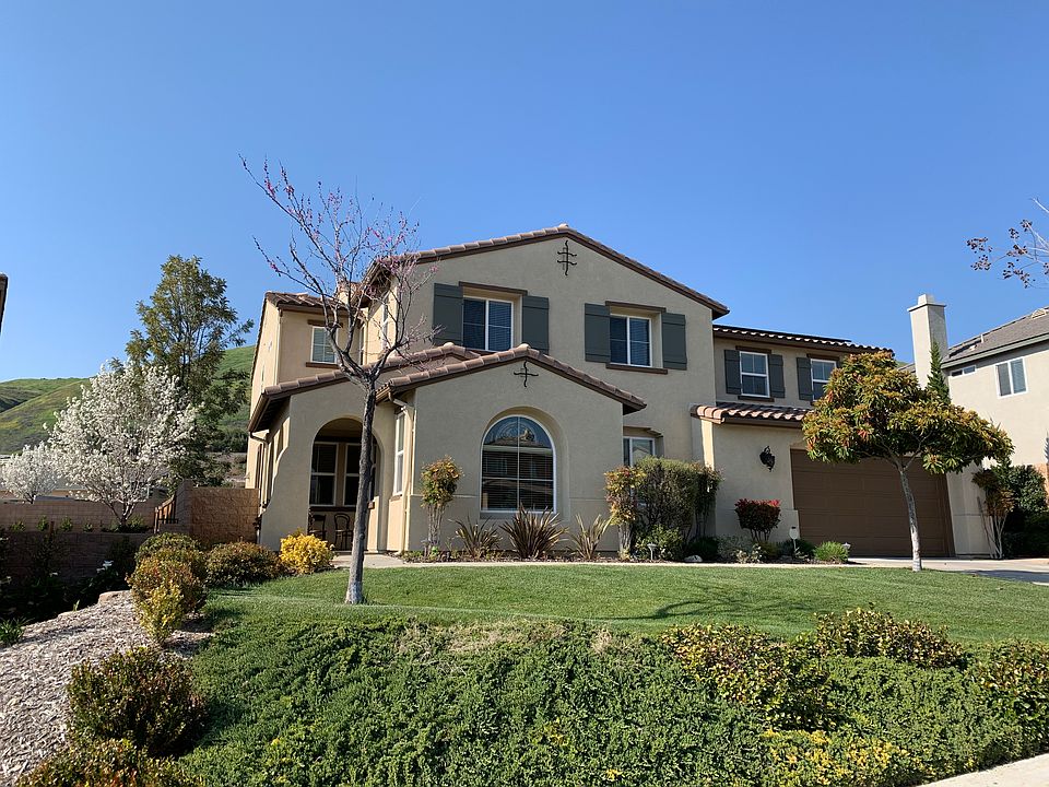 1st image of 33686 McKenny Pl