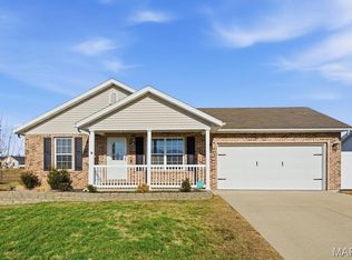 1005 Cottonwood Ln, Waterloo, IL 62298