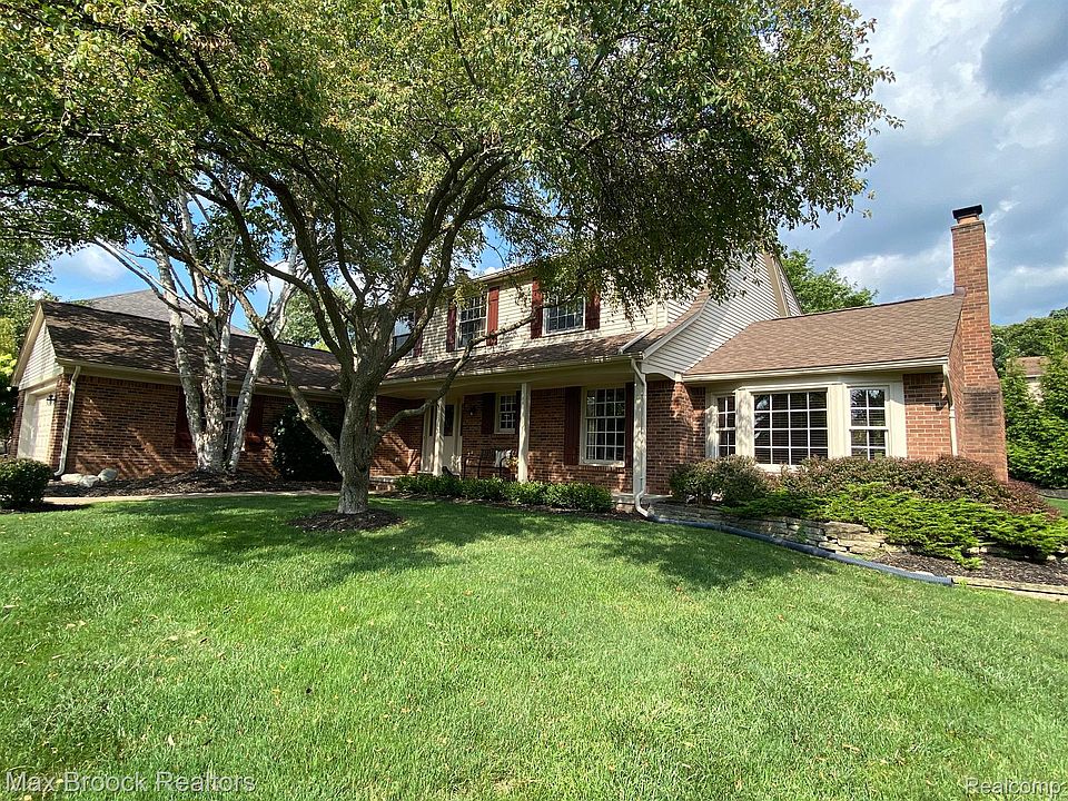 1st image of 25284 Carollton Dr