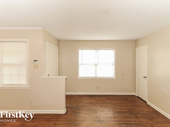 4th image of 4415 Jamaica Ave