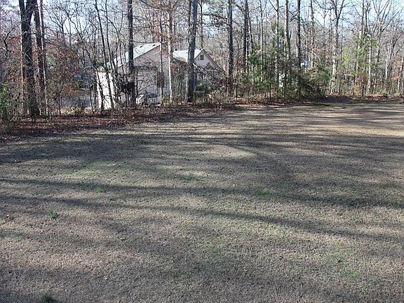 4th image of 2515 Derek Dr SW