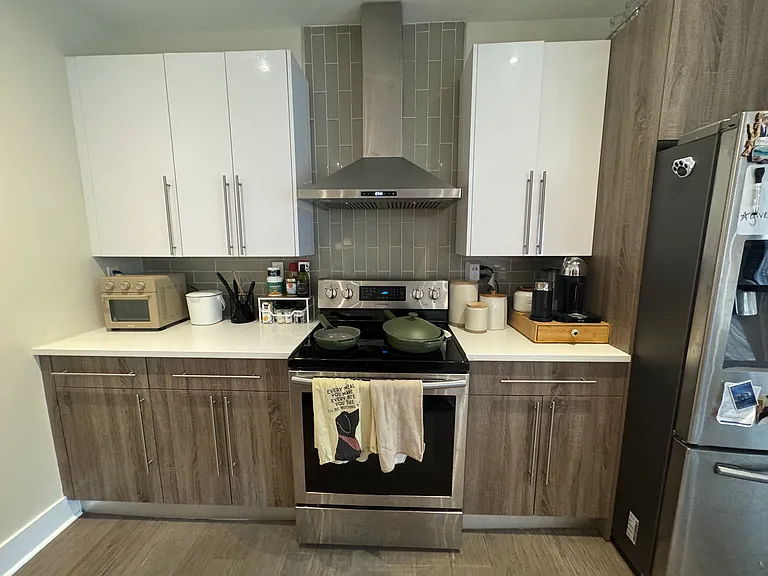 1526 Ridge Ave #2 — Photo 8