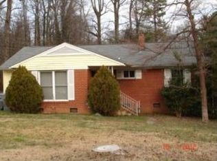 746 Harwyn Dr, Charlotte, NC 28215