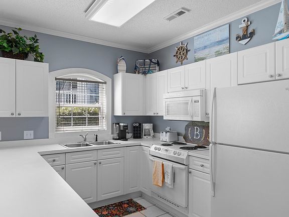 4th image of 4161 Hibiscus Dr. #15-104