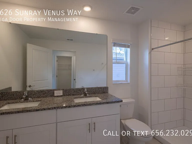 2626 Sunray Venus Way — Photo 22