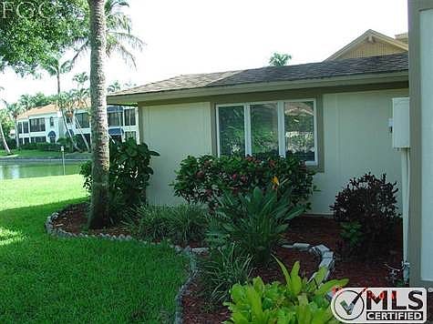 2nd image of 4277 Island Cir APT A