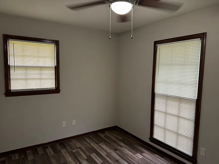 1303 Pagoda Dr — Photo 8