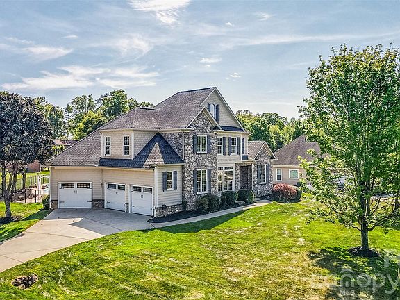 3rd image of 2509 Stoneview Ct