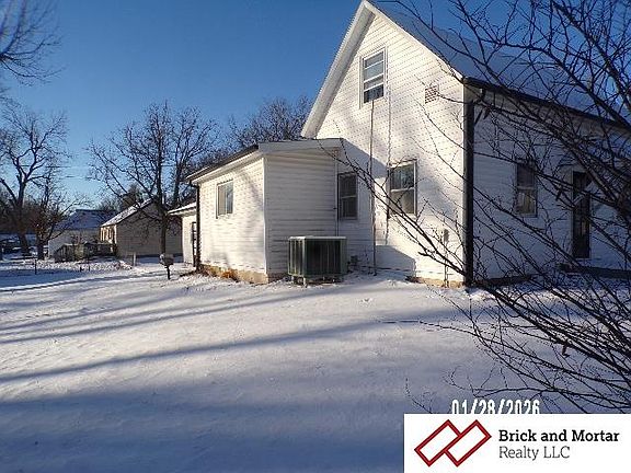 5th image of 420 N 10th St