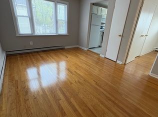6933 Stanley Ave #SB-12, Berwyn, IL 60402