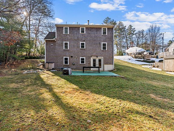 5th image of 233 Pinecrest Beach Drive