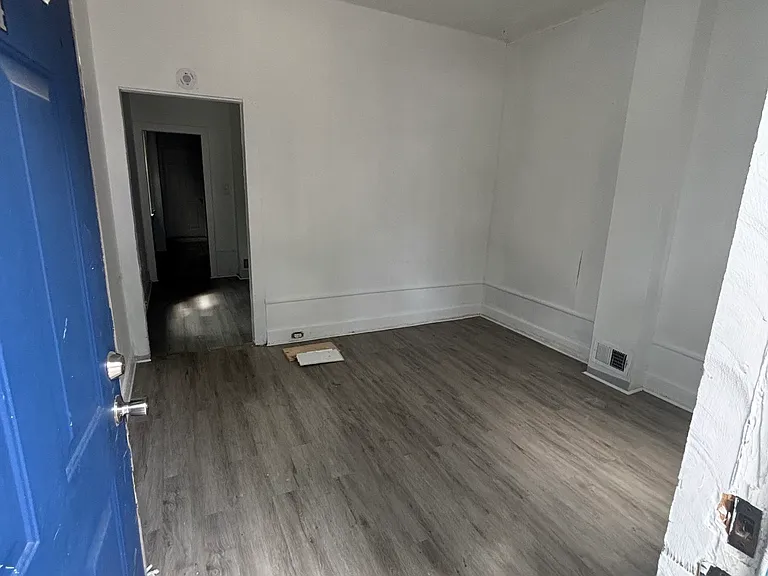 134 Thompson St #1 — Photo 3
