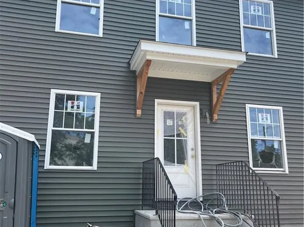 88 Coggeshall St, Providence, RI 02904