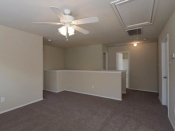 3rd image of 20927 Gastonbury Ln