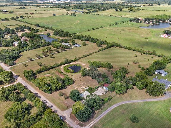 2nd image of 18106 Domino Rd