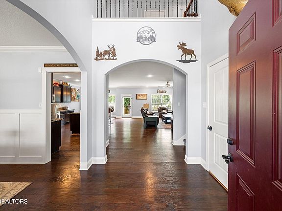 4th image of 12805 Saddle Way