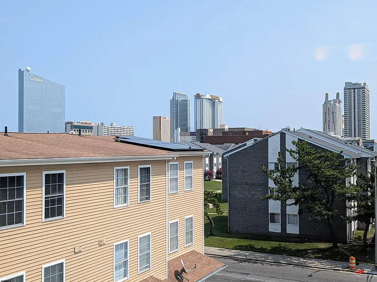 203 N South Carolina Ave — Photo 13