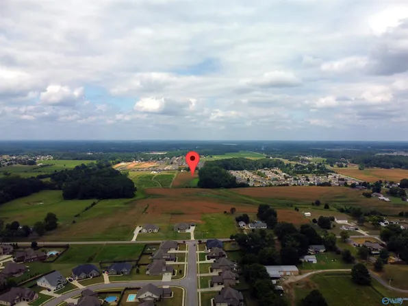 25464 Craft Rd, Athens, AL 35613