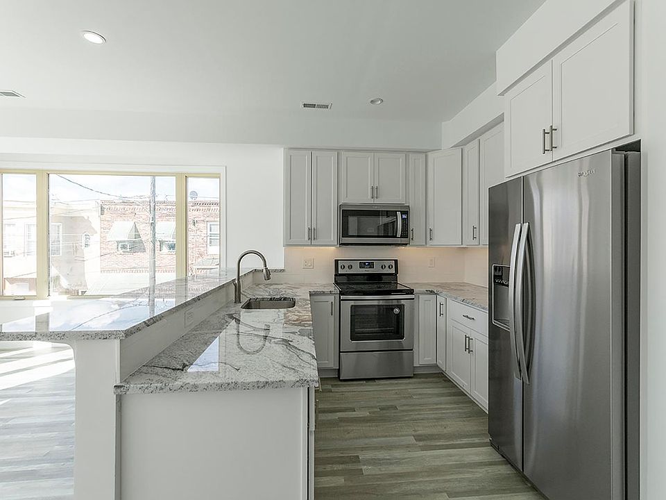 1st image of 1738 Dickinson St #B
