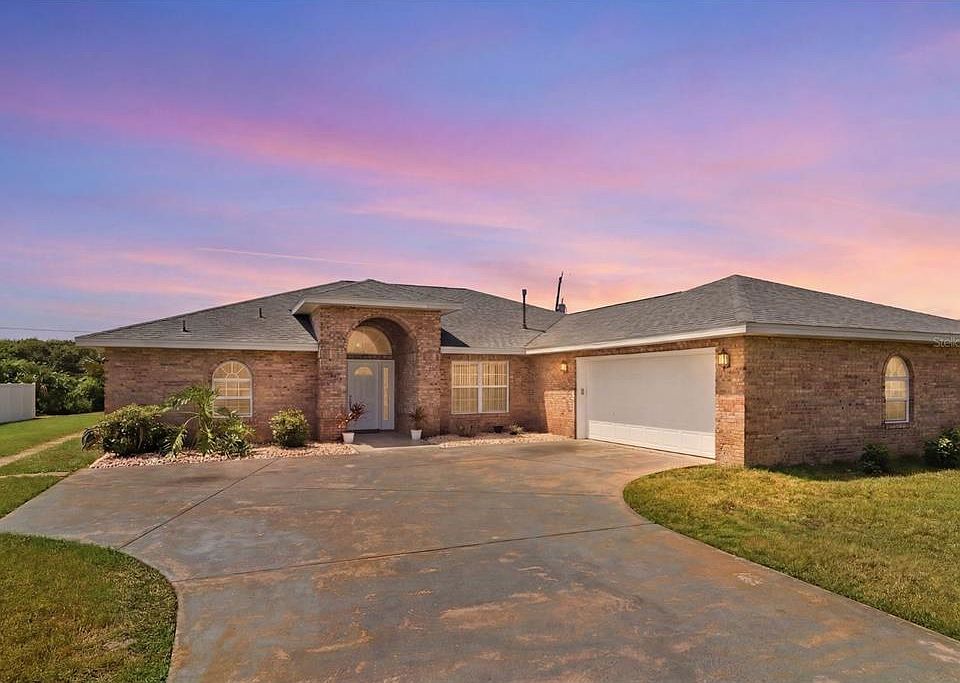 1st image of 4 Beachside Dr