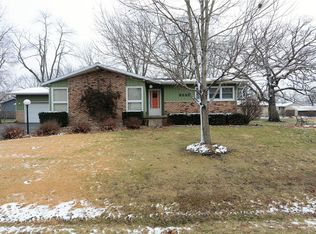 3222 Desert Inn Rd, Decatur, IL 62526